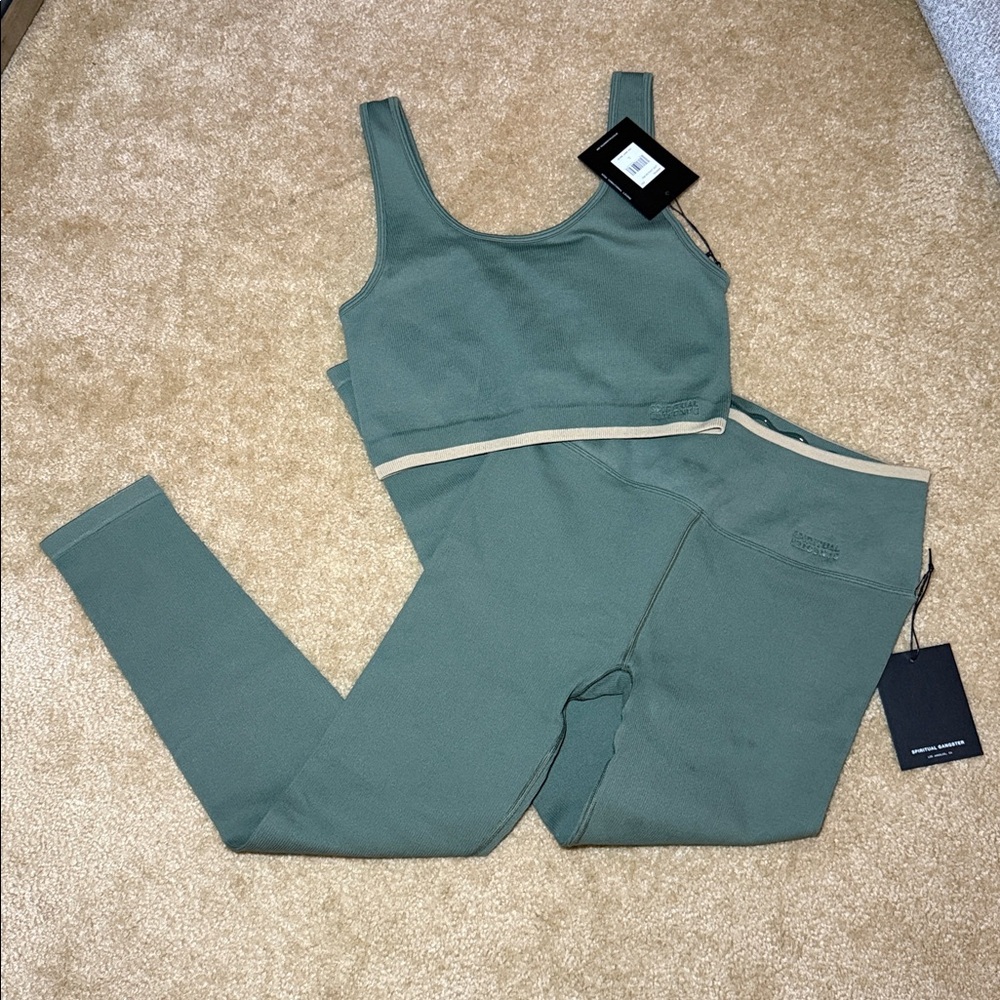 NWT‎ Spiritual Gangster Workout Set